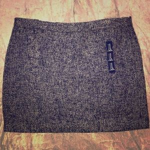 NWT Grey & Black Skirt